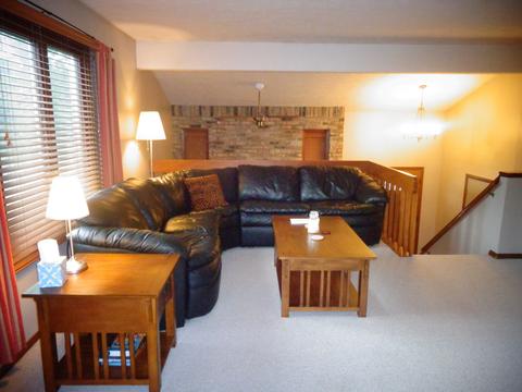 2001 Fallen Oak Rd, Bloomington, IL 61704 photo 5