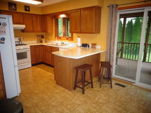 2001 Fallen Oak Rd, Bloomington, IL 61704 photo 11