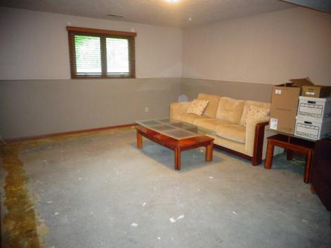 2001 Fallen Oak Rd, Bloomington, IL 61704 photo 23
