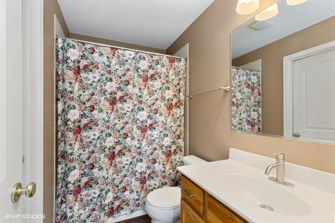 226 Regency Dr, Bartlett, IL 60103 photo 22