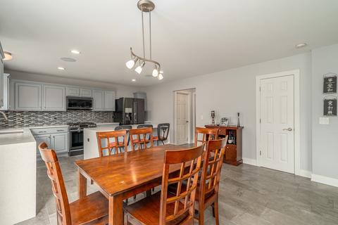 16312 Spring Creek Ln, Plainfield, IL 60586 photo 9
