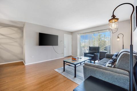 706 Cobblestone Cir #C, Glenview, IL 60025 photo 4