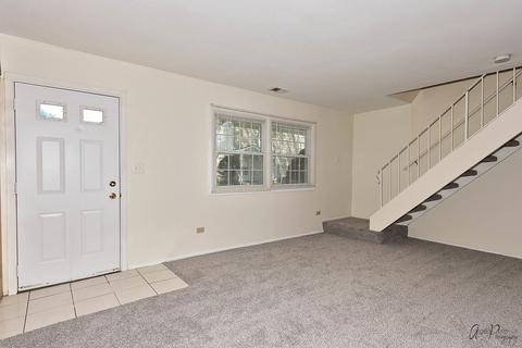 1220 Quincy Ct, Wheeling, IL 60090 photo 4