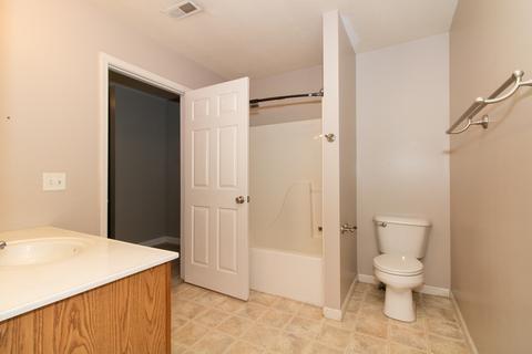 1113 Abercorn St, Normal, IL 61761 photo 29