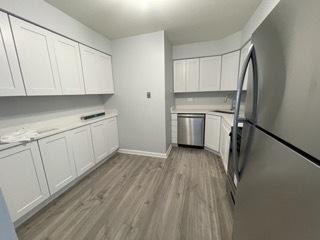 225 Gregory St #2, Aurora, IL 60504 photo 8