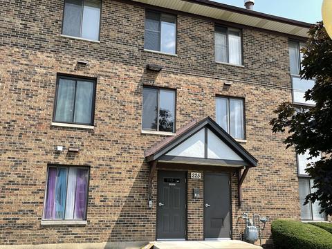 225 Gregory St #2, Aurora, IL 60504 photo 1