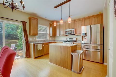2719 Bay View Cir, Algonquin, IL 60102 photo 14