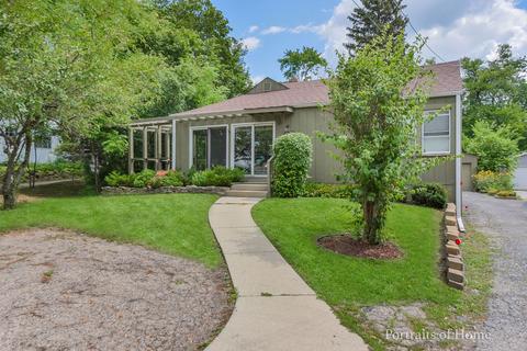 723 S Naperville Rd, Wheaton, IL 60189 photo 2