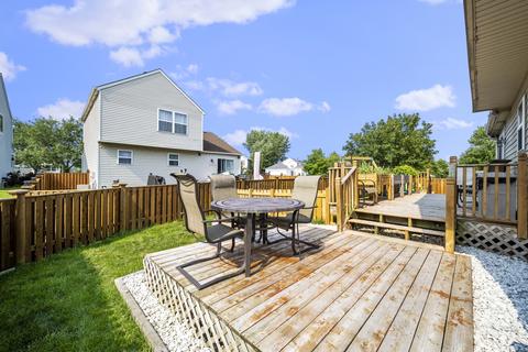 5751 Emerald Pointe Dr, Plainfield, IL 60586 photo 4