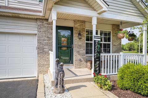 5751 Emerald Pointe Dr, Plainfield, IL 60586 photo 2