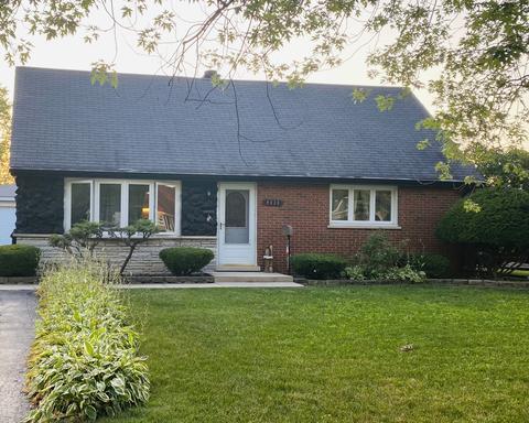 8930 Fairlane Dr, Bridgeview, IL 60455 photo 2