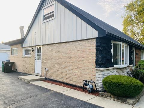 8930 Fairlane Dr, Bridgeview, IL 60455 photo 3