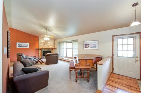 2317 Colby Point Rd, Mchenry, IL 60050 photo 9