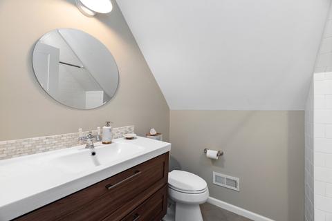 765 S Spring Rd, Elmhurst, IL 60126 photo 13