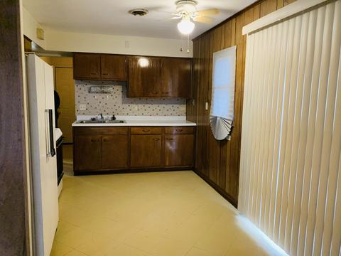 3528 Wallace Ave, Steger, IL 60475 photo 6