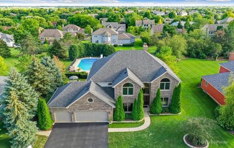 3531 Bunker Hill Dr, Algonquin, IL 60102 photo 1