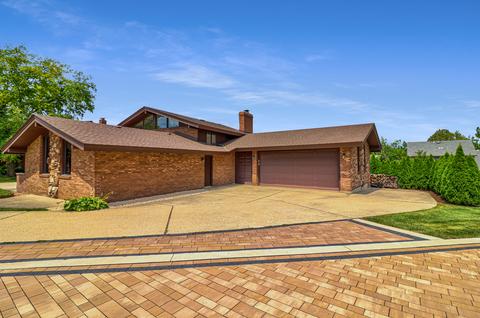 8413 Heather Ct, Burr Ridge, IL 60527 photo 26