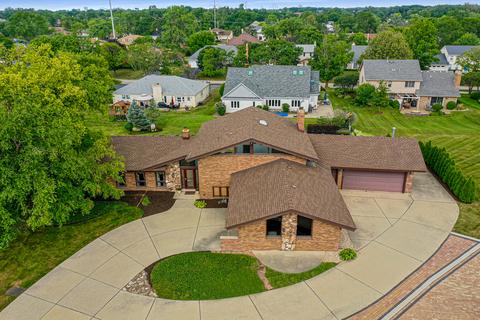 8413 Heather Ct, Burr Ridge, IL 60527 photo 34