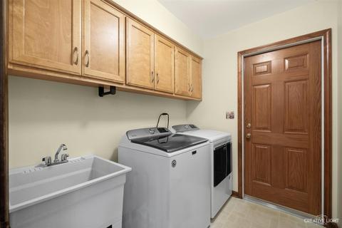 833 Brighton Dr, Wheaton, IL 60189 photo 23