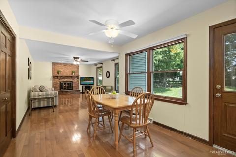 833 Brighton Dr, Wheaton, IL 60189 photo 9
