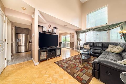 381 Monarch Birch Ct, Bartlett, IL 60103 photo 3