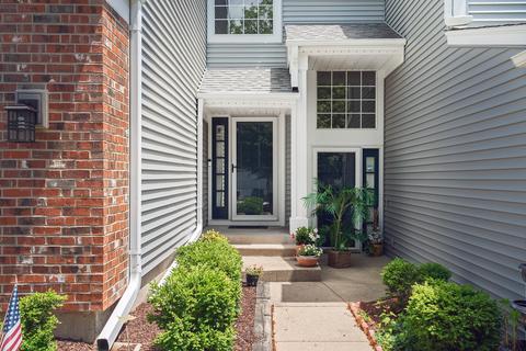381 Monarch Birch Ct, Bartlett, IL 60103 photo 2