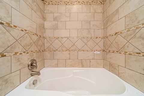 381 Monarch Birch Ct, Bartlett, IL 60103 photo 17