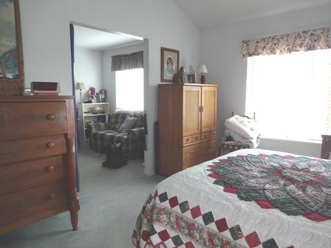 1428 Newcastle Ln, Bartlett, IL 60103 photo 12