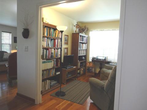 1428 Newcastle Ln, Bartlett, IL 60103 photo 11