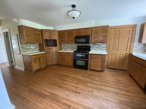 1225 E Washington St, Bloomington, IL 61701 photo 10