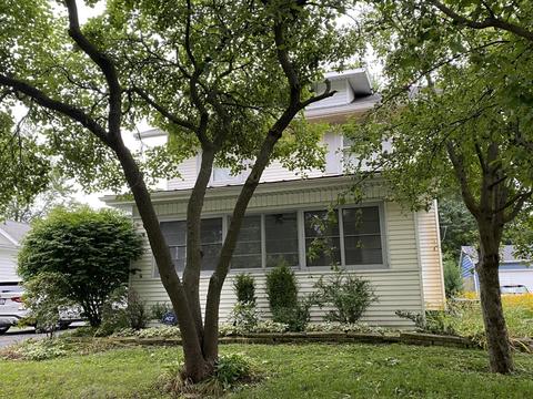 1225 E Washington St, Bloomington, IL 61701 photo 1