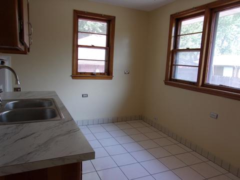 417 Broadview Ave, Hillside, IL 60162 photo 8