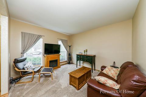 2055 Westridge Blvd, Bartlett, IL 60103 photo 5