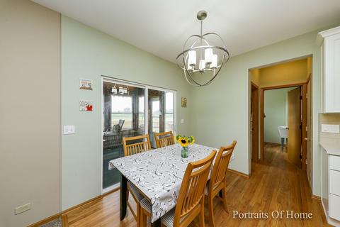 2055 Westridge Blvd, Bartlett, IL 60103 photo 10