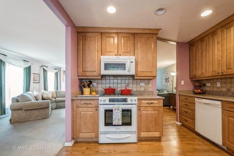 933 Beverly Dr, Wheeling, IL 60090 photo 6
