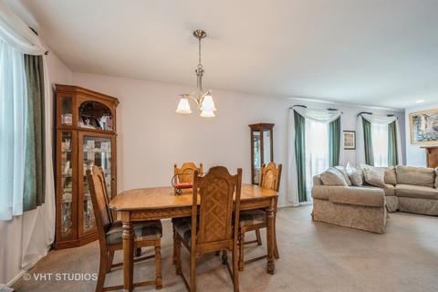 933 Beverly Dr, Wheeling, IL 60090 photo 9