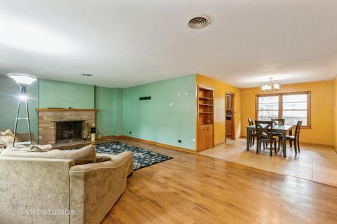 455 N Commonwealth Ave, Elgin, IL 60123 photo 8