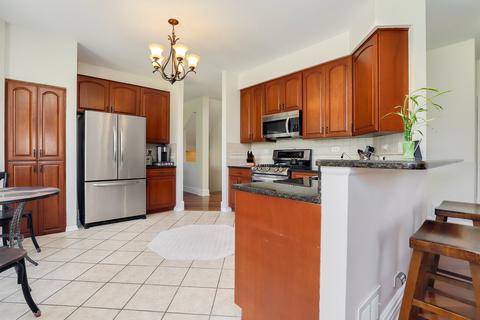 1955 Merlot Ct, Wheeling, IL 60090 photo 8