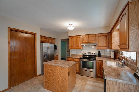 1209 Kenneth Dr, Bloomington, IL 61704 photo 16