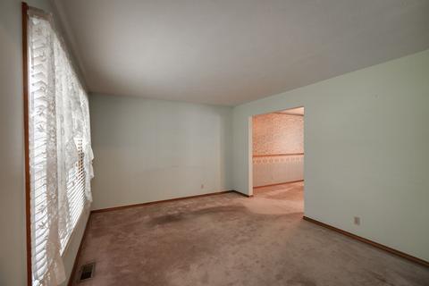 1209 Kenneth Dr, Bloomington, IL 61704 photo 8