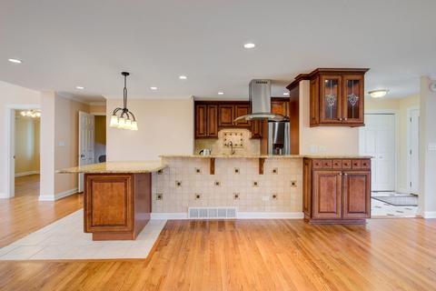 1746 E Indigo Ct, Mount Prospect, IL 60056 photo 4