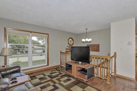 3903 W High St, Mchenry, IL 60050 photo 4