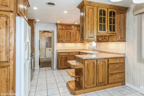 15 Jan Ave, Kankakee, IL 60901 photo 3