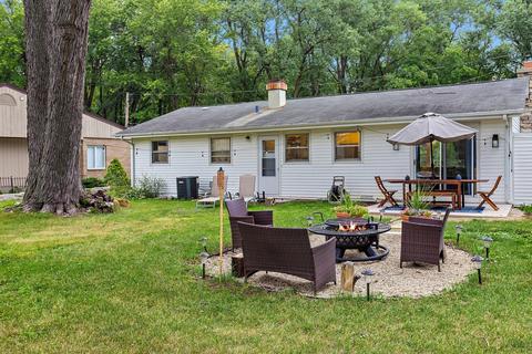 2405 S Riverview Dr, Holiday Hills, IL 60051 photo 14
