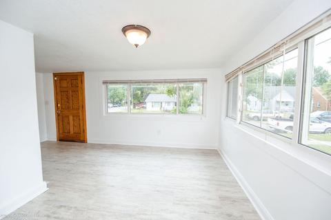 407 S Yates Ave, Kankakee, IL 60901 photo 5
