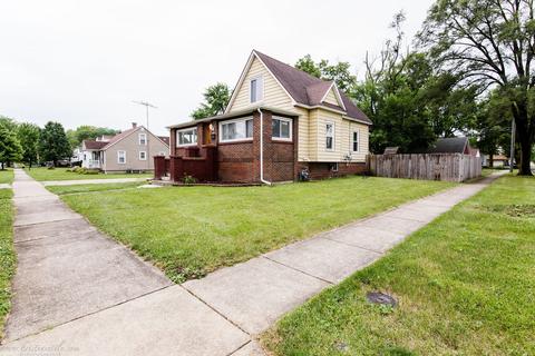 407 S Yates Ave, Kankakee, IL 60901 photo 2