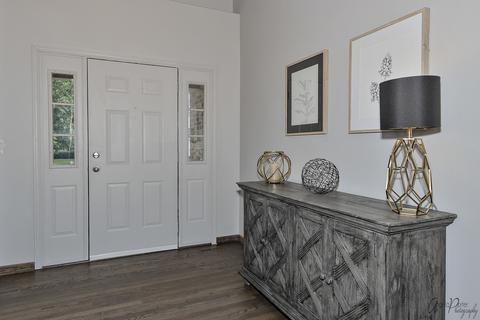 2011 Dorchester Ave, Algonquin, IL 60102 photo 2