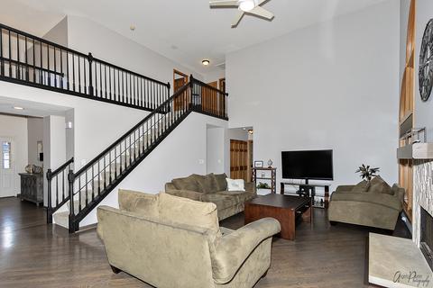 2011 Dorchester Ave, Algonquin, IL 60102 photo 17