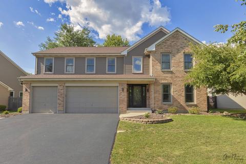 2011 Dorchester Ave, Algonquin, IL 60102 photo 1