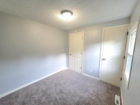 207 E Park St, Plano, IL 60545 photo 5
